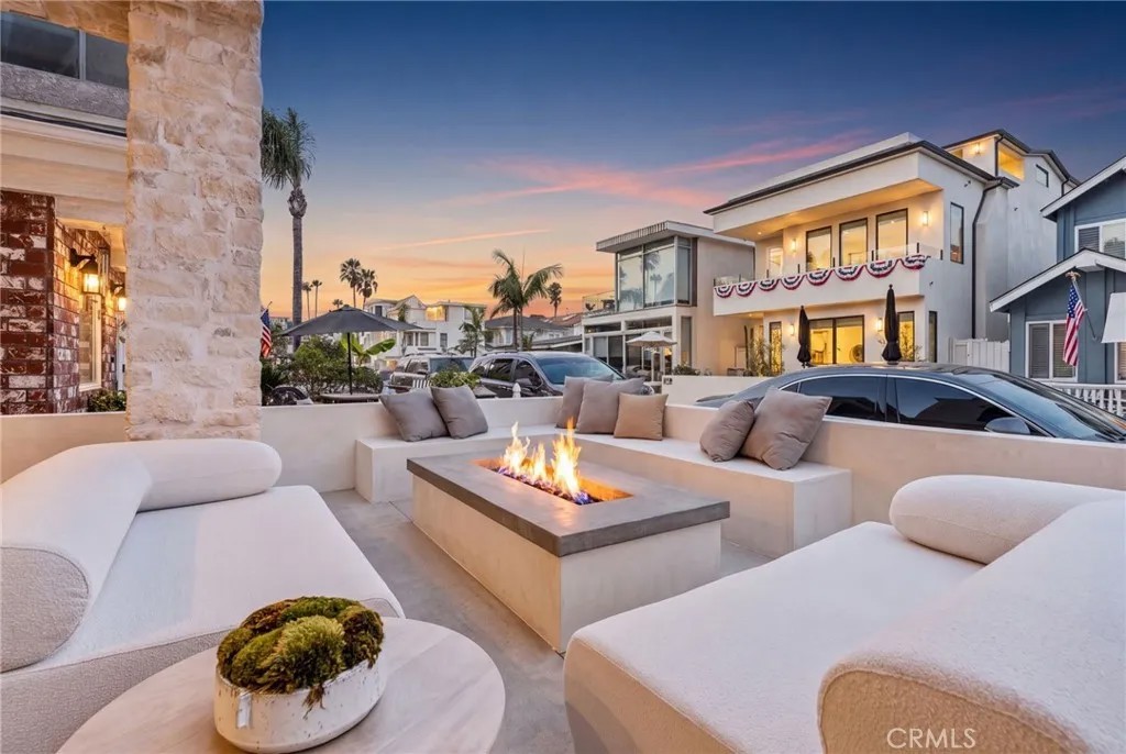 207 43rd Street
