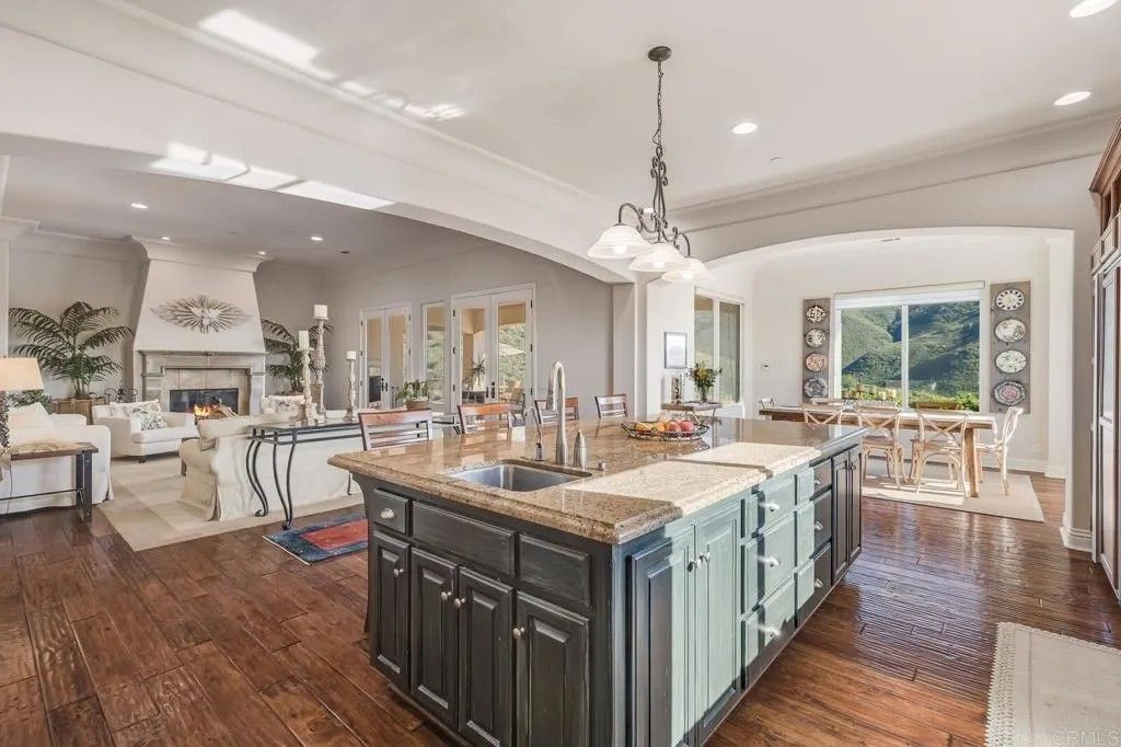 Photo of 2247 Margarita Glen, Fallbrook, CA 92028 (MLS # NDP2602176)