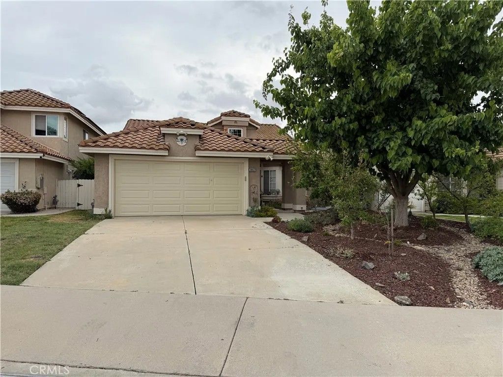 Photo of 30632 Shoreline Drive, Menifee, CA 92584 (MLS # SW26070670)