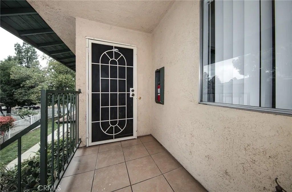 Photo of 1218 Oxford Drive #C, Redlands, CA 92374 (MLS # OC26046134)