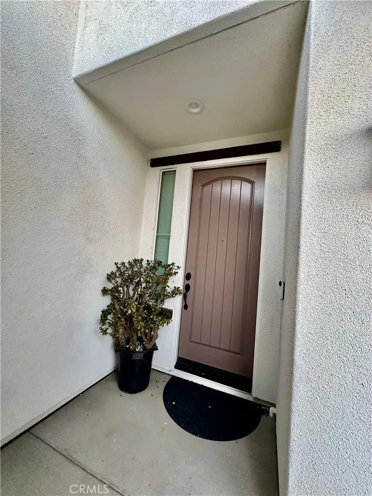 4235 Calle Del Vista