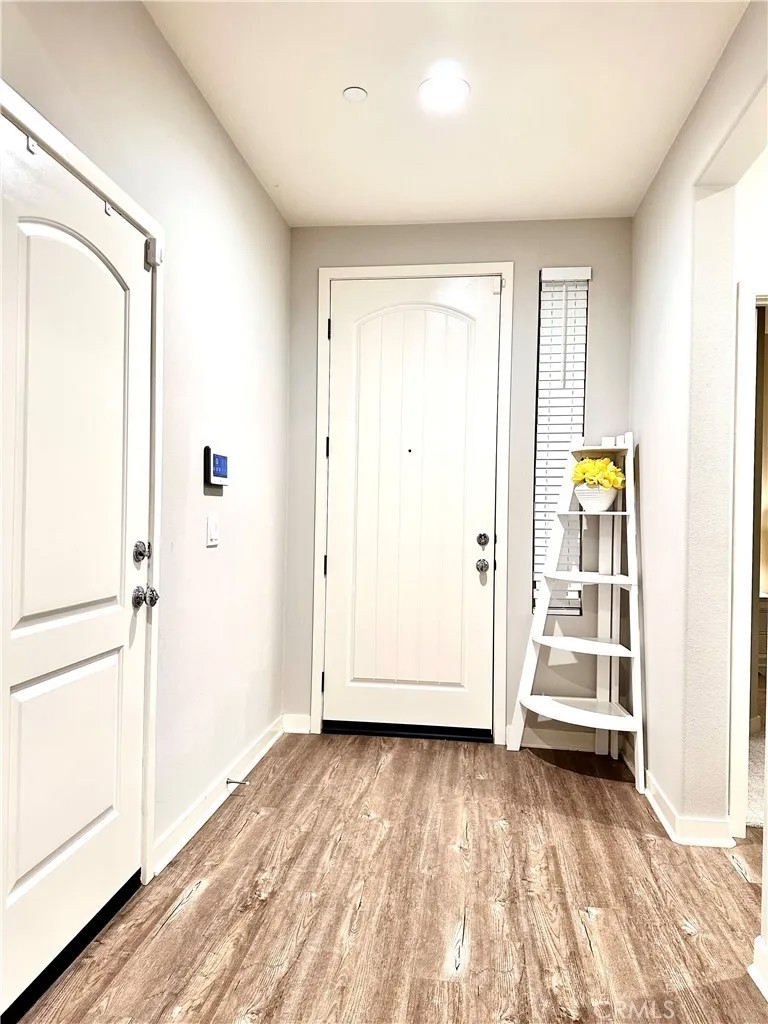 4235 Calle Del Vista