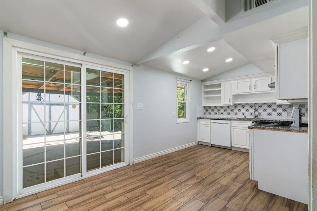 5416 Sunnyside