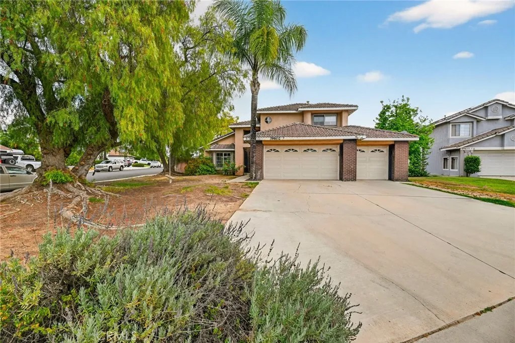 39602 Hearthstone Court