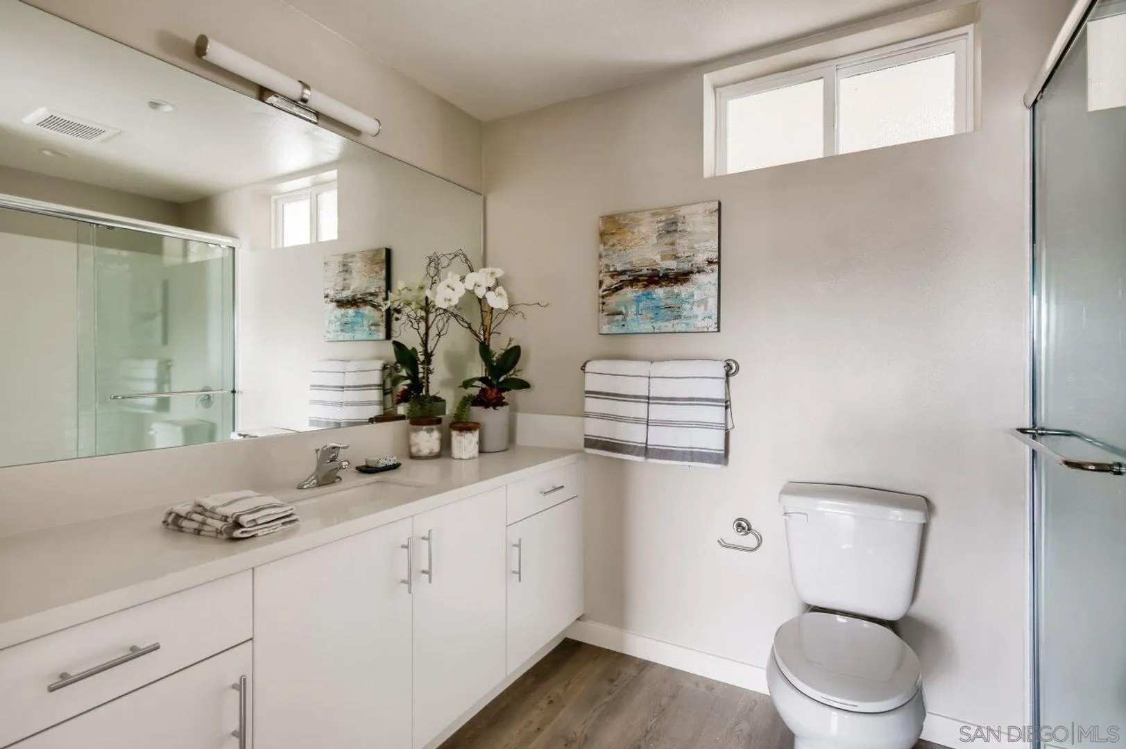 3909 Voltaire St 311