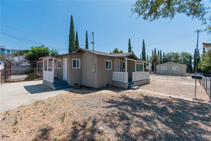 3577 Siskiyou