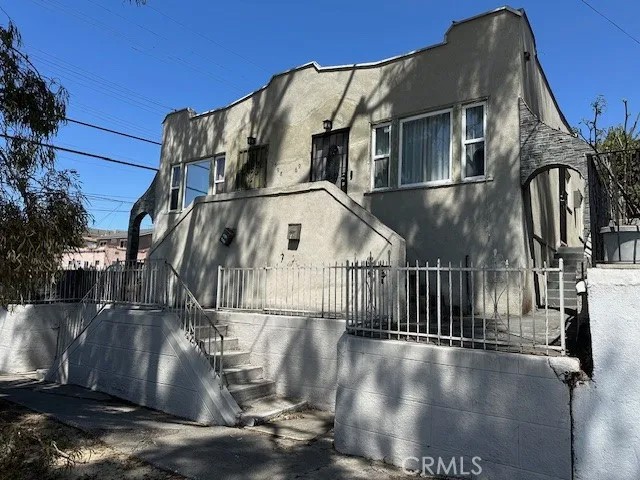 224 S Grand Avenue