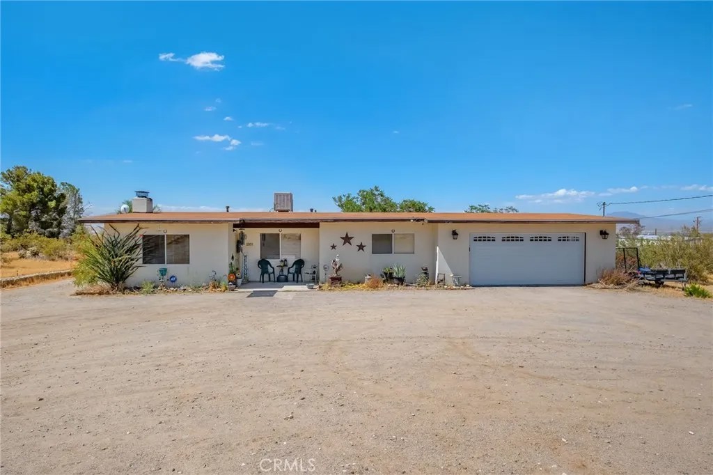 32720 Carnelian