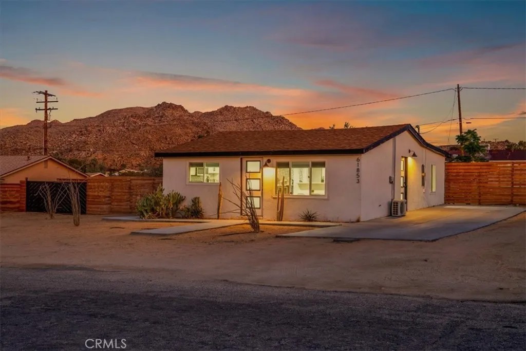 61853 Grand View Circle