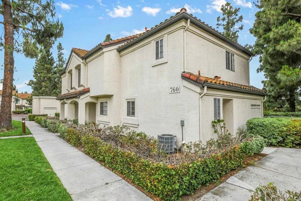 Photo of 760 Eastshore Ter #139, Chula Vista, CA 91913 (MLS # PTP2508507)