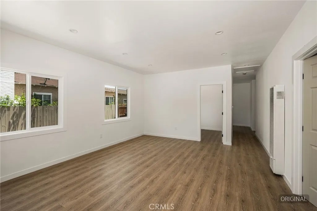526 W Palmer Street