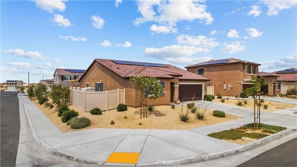 4385 W Avenue J-6