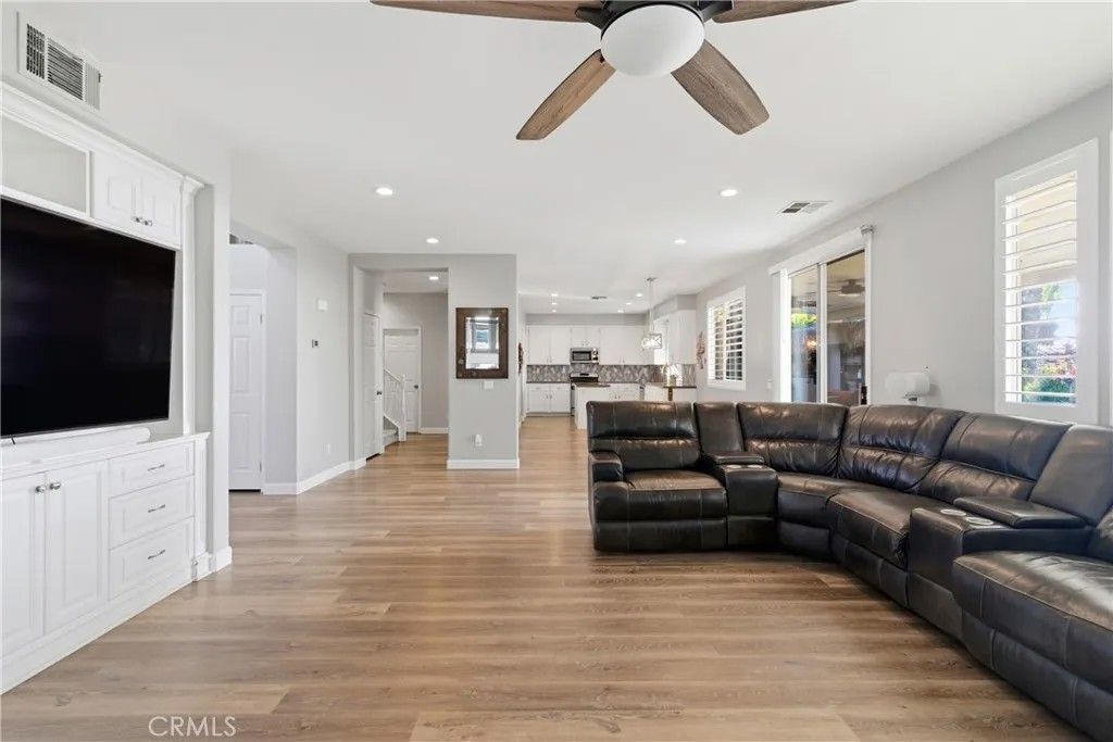 Photo of 940 Via Blairo, Corona, CA 92879 (MLS # IV26067582)