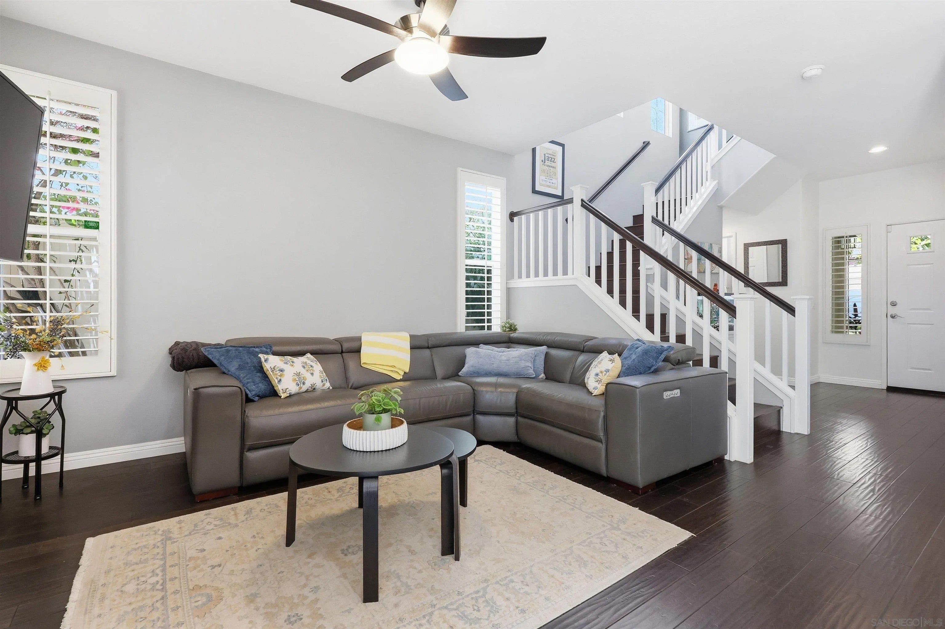 2995 W Canyon