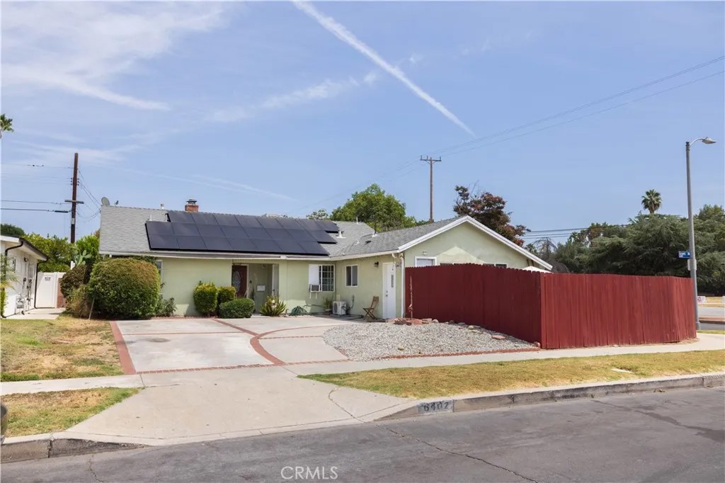 6402 Graves Avenue