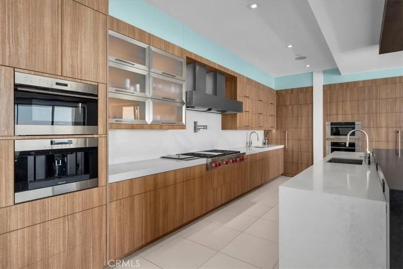 2935 Vista del Mar