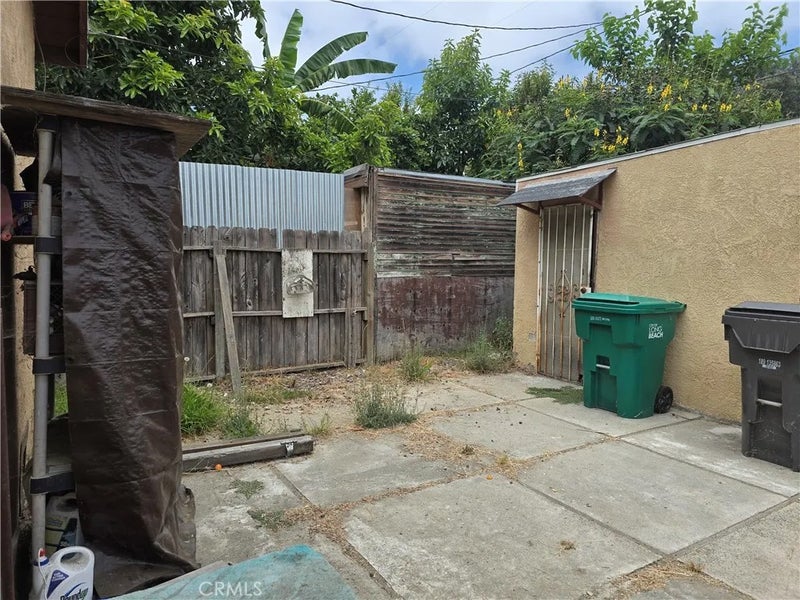 363 E Morningside