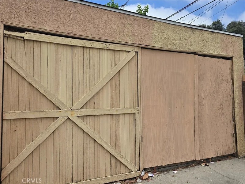363 E Morningside