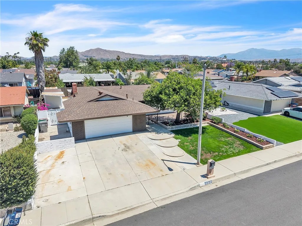 24928 Basswood