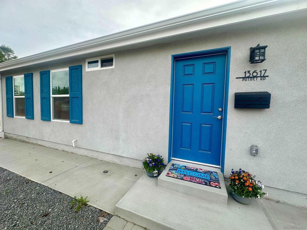 Photo of 13617 Putney Rd, Poway, CA 92064 (MLS # 250046099)