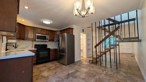 8021 Calle Fanita Santee CA 92071