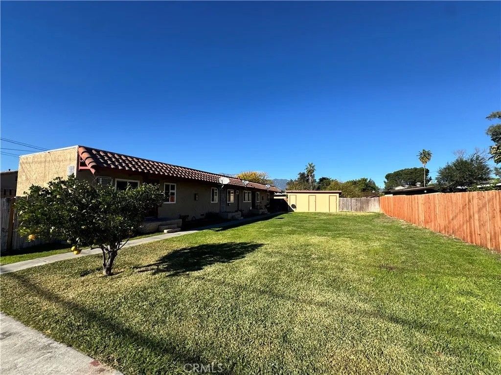 Photo of 14880 Randall Ave, Fontana, CA 92335 (MLS # CV25274089)