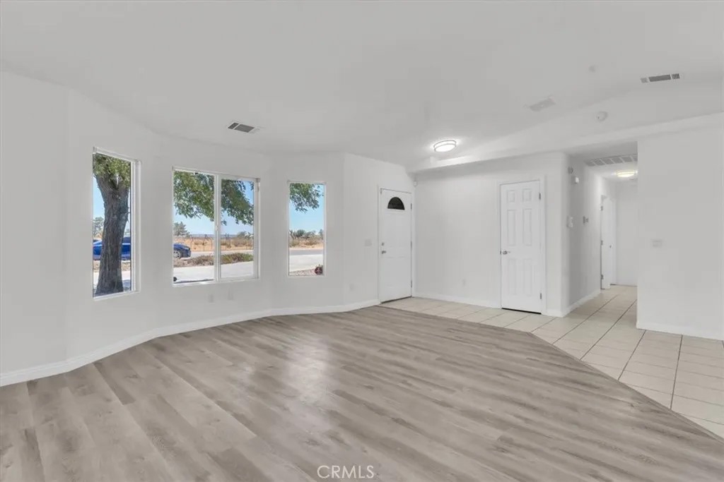 11183 Merino Avenue