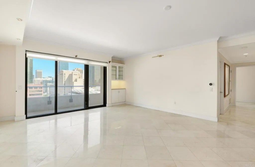 Photo of 645 Front Street #1304, San Diego, CA 92101 (MLS # NDP2603810)