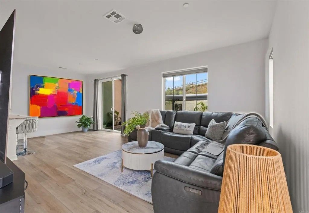 Photo of 35228 Tuft Place, Fallbrook, CA 92028 (MLS # NDP2510107)