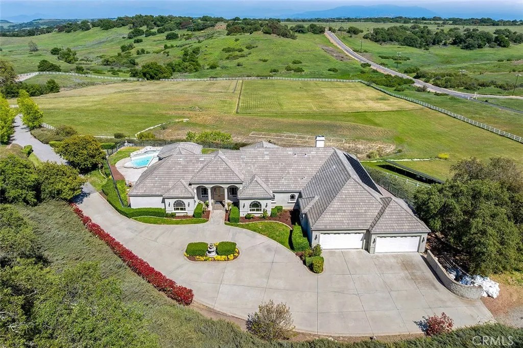 41653 Oak Trail Court