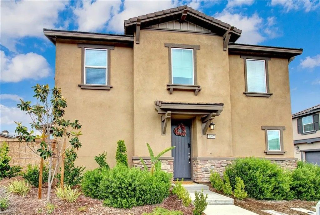 Photo of 2497 Gunner Ridge, Rialto, CA 92377 (MLS # SW26093261)