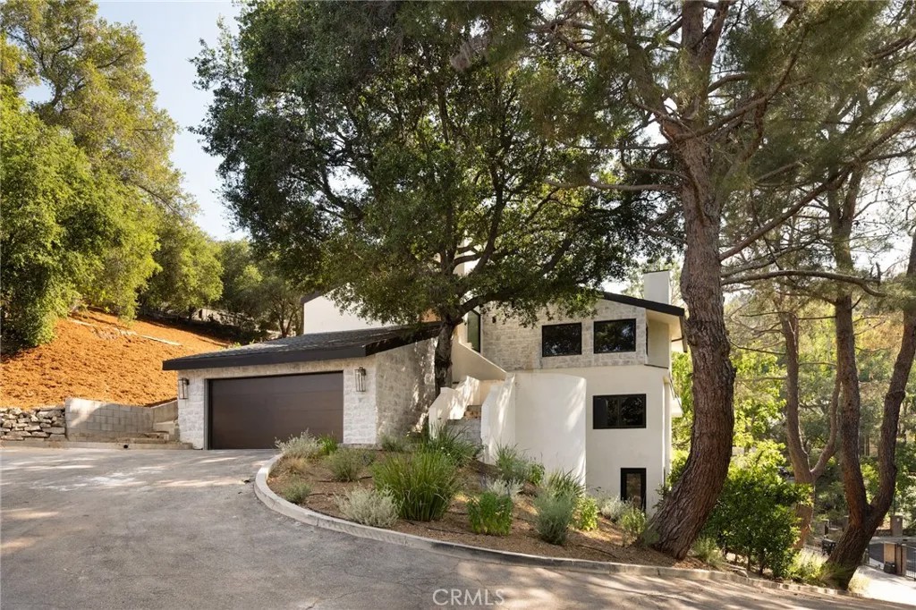 3534 Mound View Avenue