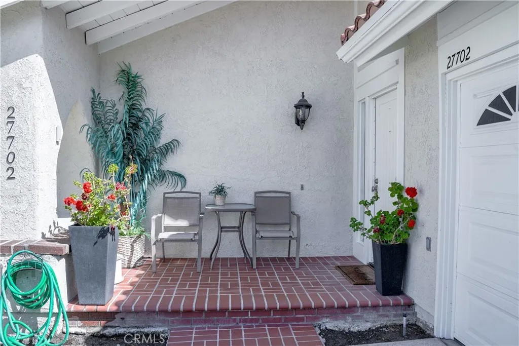 27702 Calle Valdes