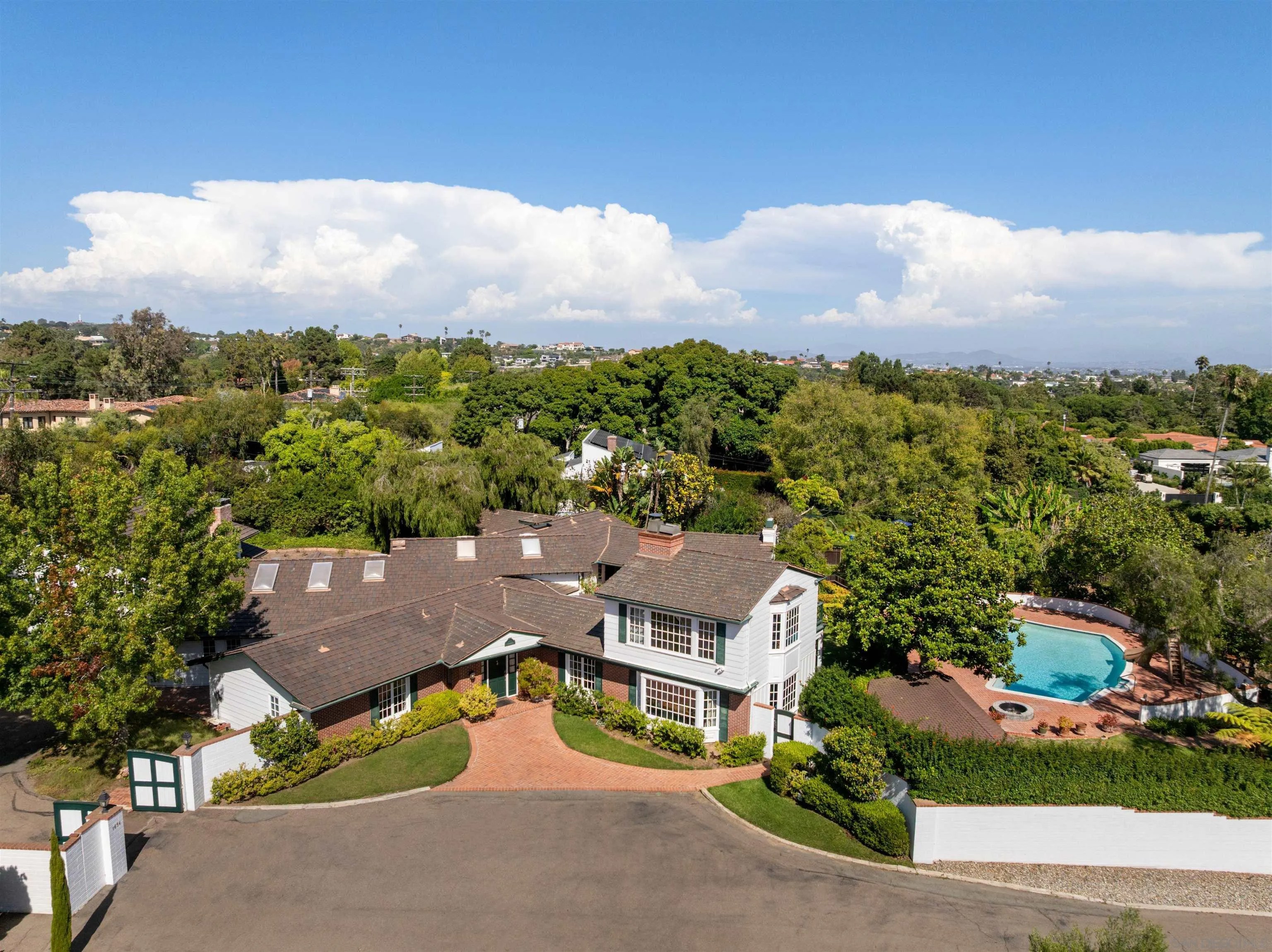 1654 La Jolla Rancho Road