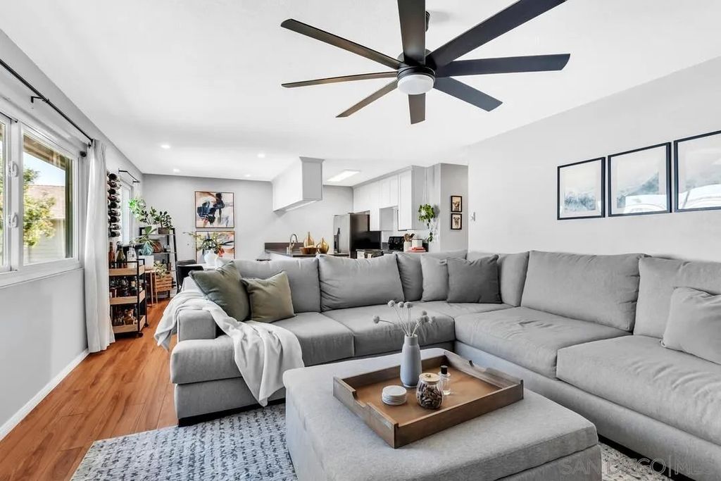 Photo of 1290 Holly Ave, Imperial Beach, CA 91932 (MLS # 260005537)