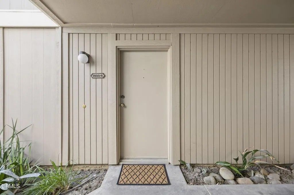 Photo of 1466 San Simeon Court #4, Ventura, CA 93003 (MLS # V1-35572)