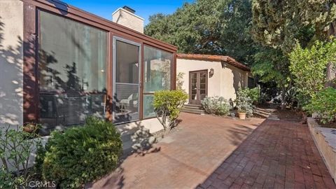 Tiny photo for 460 University Circle, Claremont, CA 91711 (MLS # CV25246972)