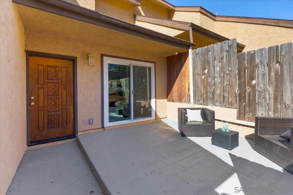Photo of 1572 Stone Edge Cir, El Cajon, CA 92021 (MLS # 260006555)