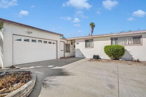 Photo of 4116 Thomas Street, Oceanside, CA 92056 (MLS # NDP2609437)