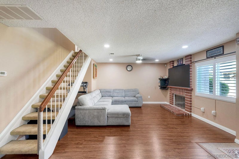 13635 Comuna Dr