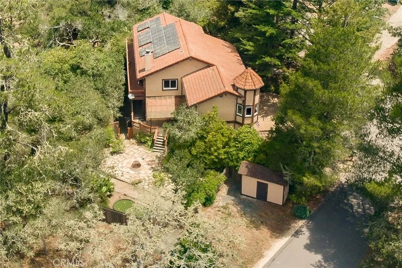 1951 Pierce Avenue