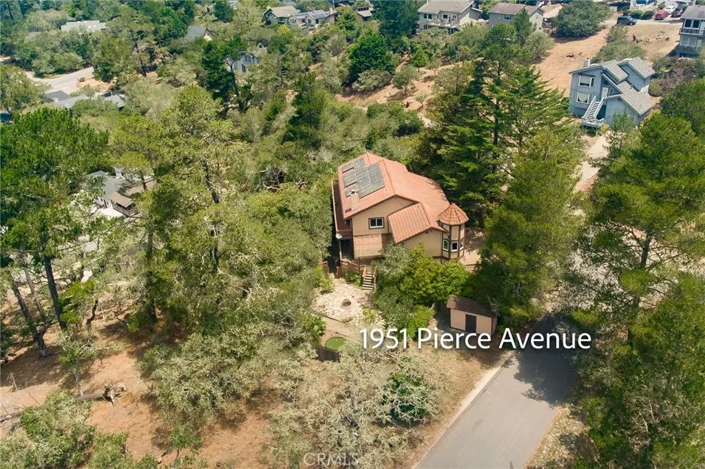 1951 Pierce Avenue