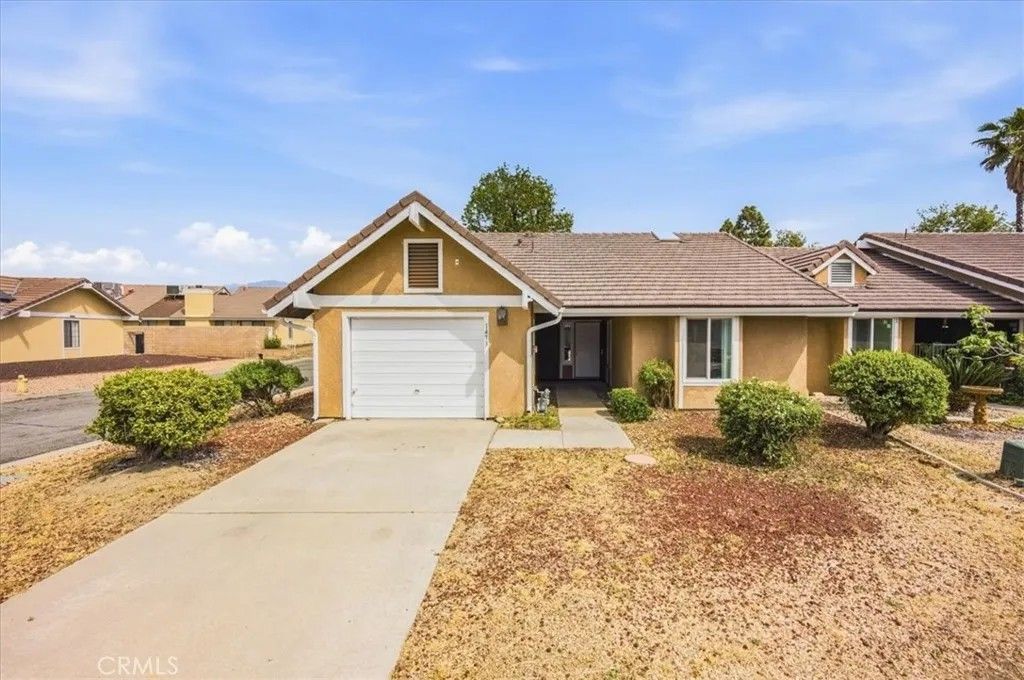 Photo of 1473 Ethan Allen Cir, San Jacinto, CA 92583 (MLS # IV26070937)