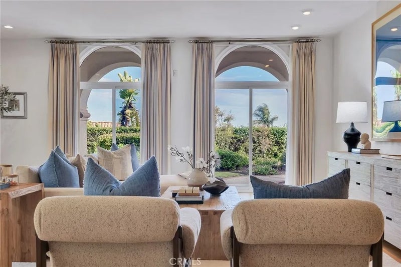 30665 Palos Verdes Dr. East
