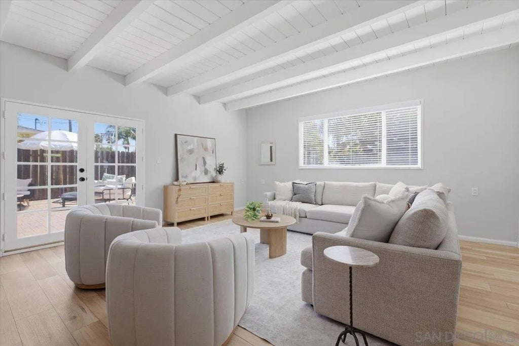 Photo of 651 Thorn Street, Imperial Beach, CA 91932 (MLS # 260019209)