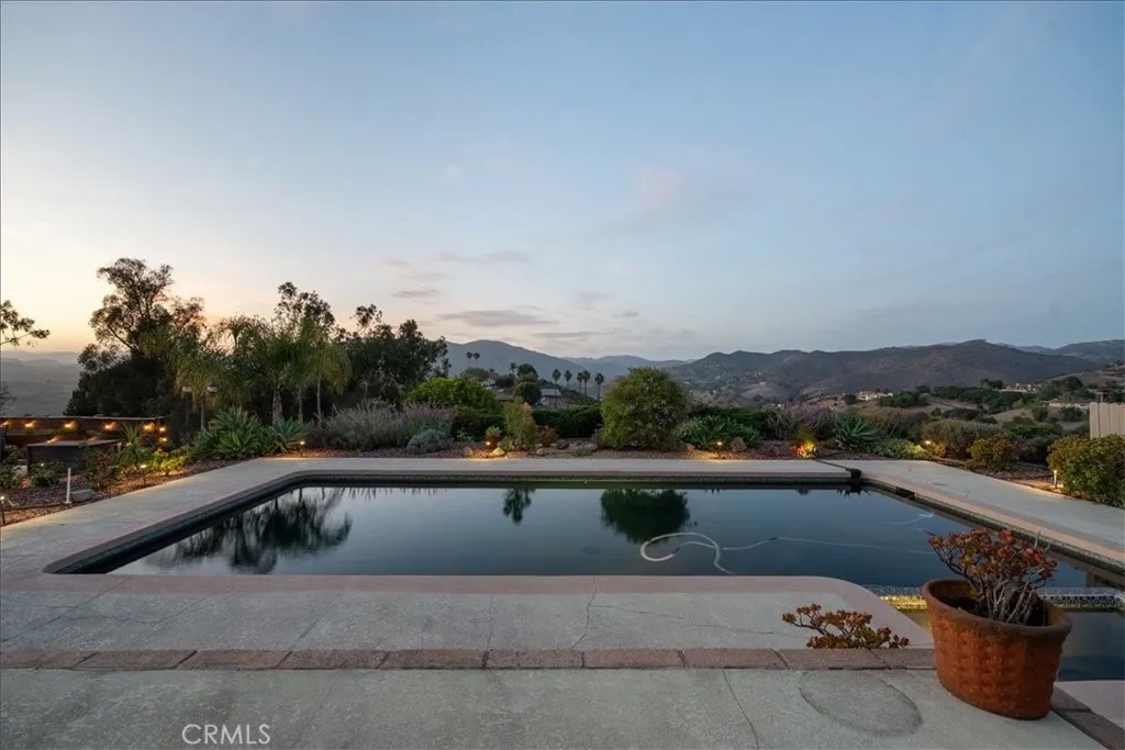 1509 Macadamia Drive