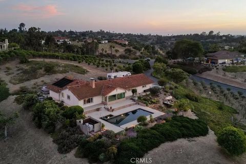 Property photo of 1509 Macadamia Drive, Fallbrook, CA 92028