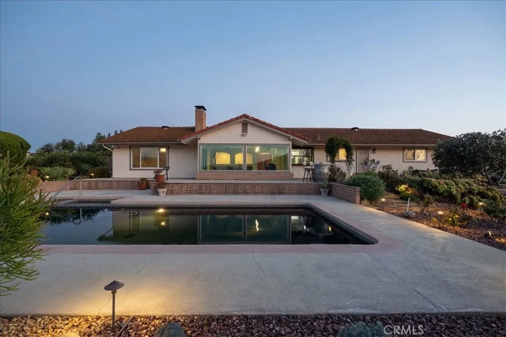1509 Macadamia Drive