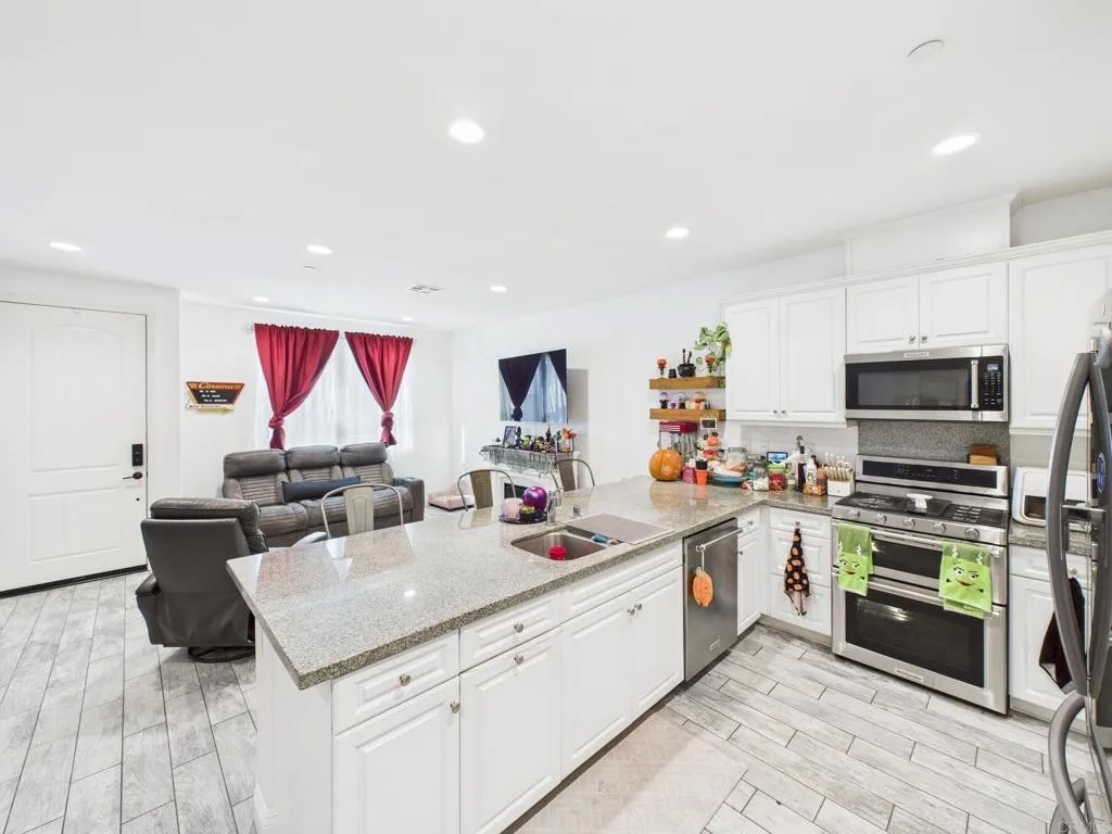 1922 Corte Zafiro 136