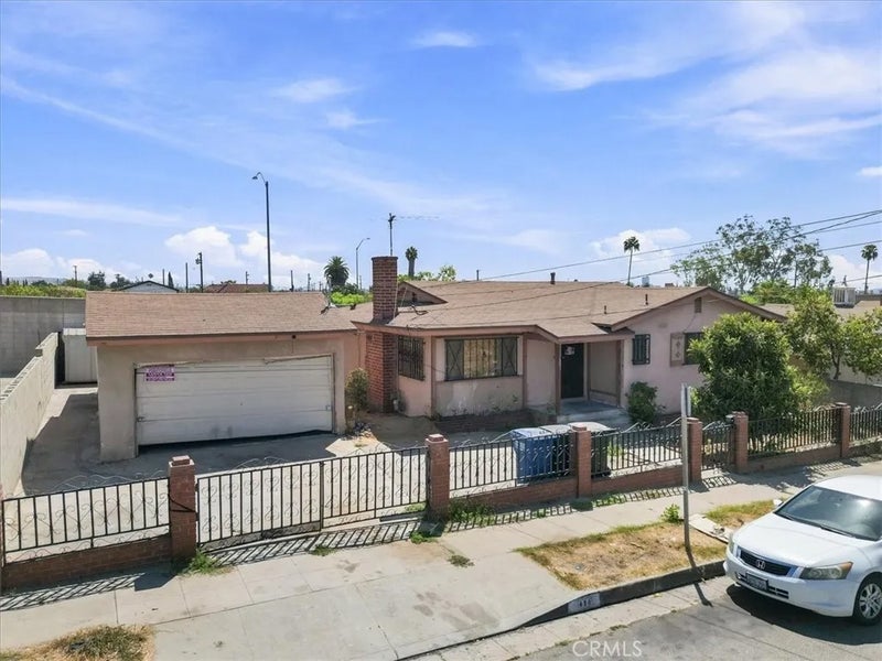 650 S Sydney Drive